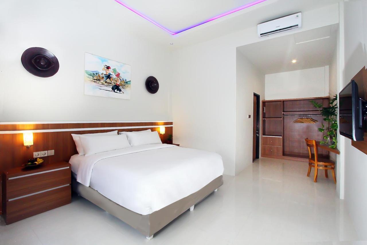 Kuta  The Jumbo Homestay מראה חיצוני תמונה